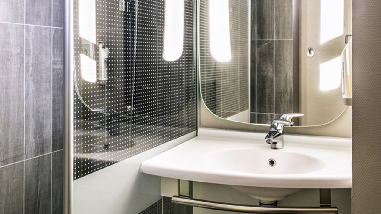 Photo of Bathroom in La Courneuve