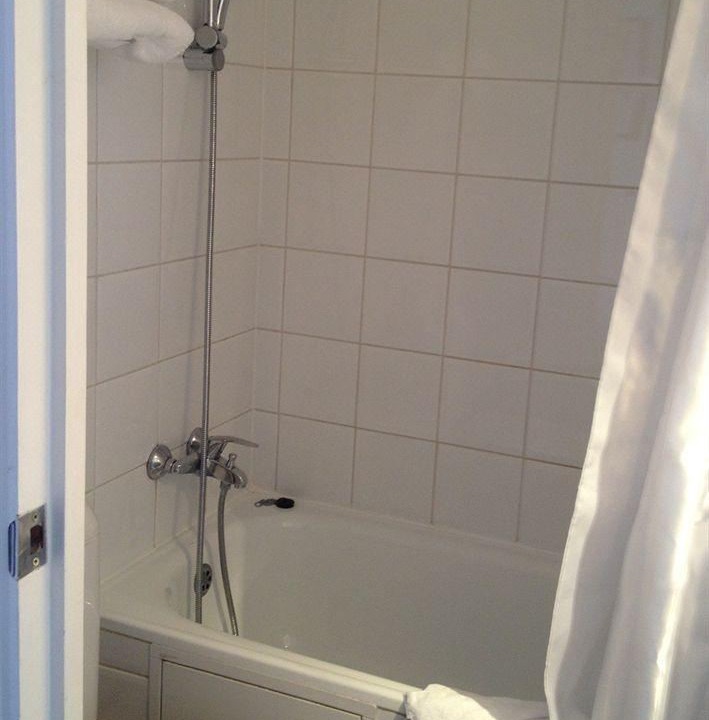 Photo of Bathroom in Clichy