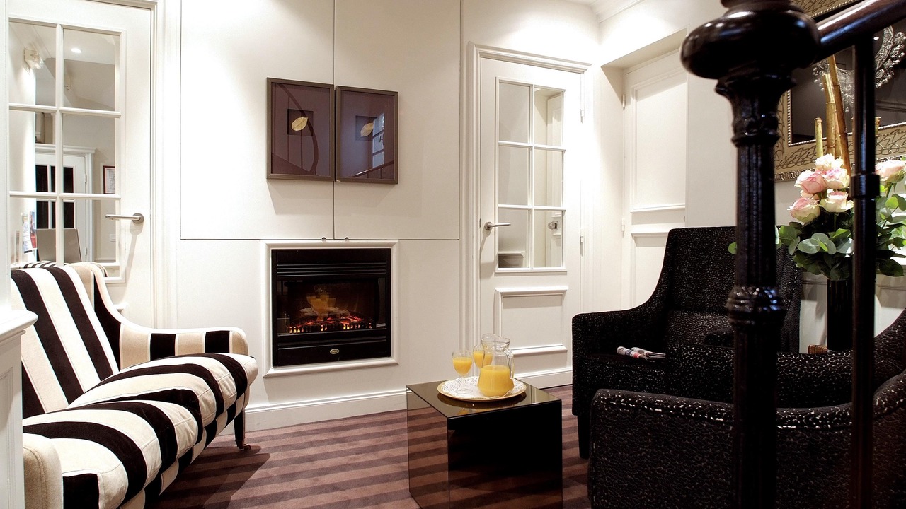 Photo of Livingroom in Chaillot