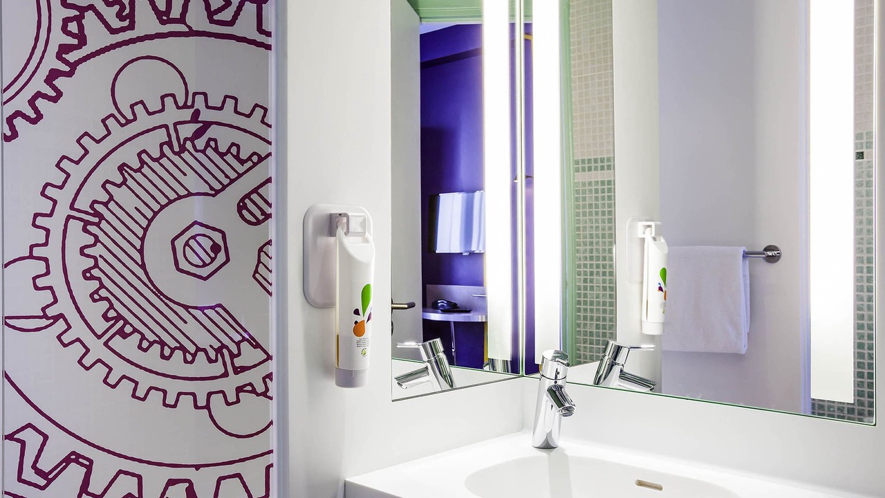 Photo of Bathroom in Clichy