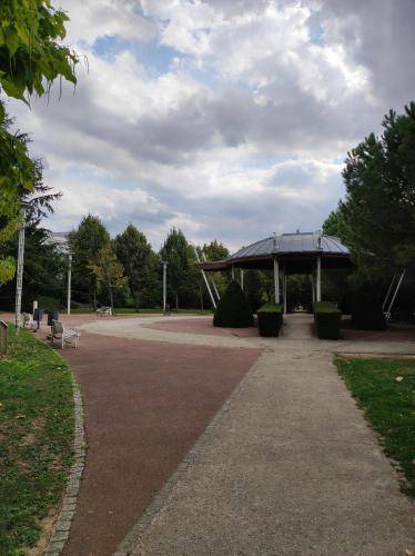 Photo of Others in Roissy-en-France