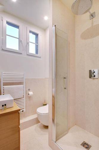 Photo of Bathroom in Silly-Gallieni