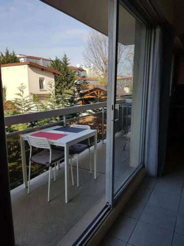 Photo of Patio Balcony in Les Pavillons-sous-Bois