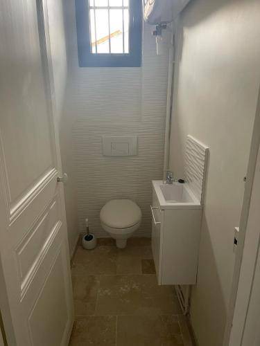 Photo of Bathroom in Villemomble