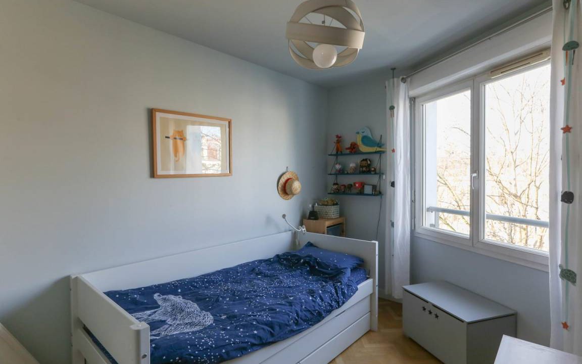 Photo of Bedroom in Combat