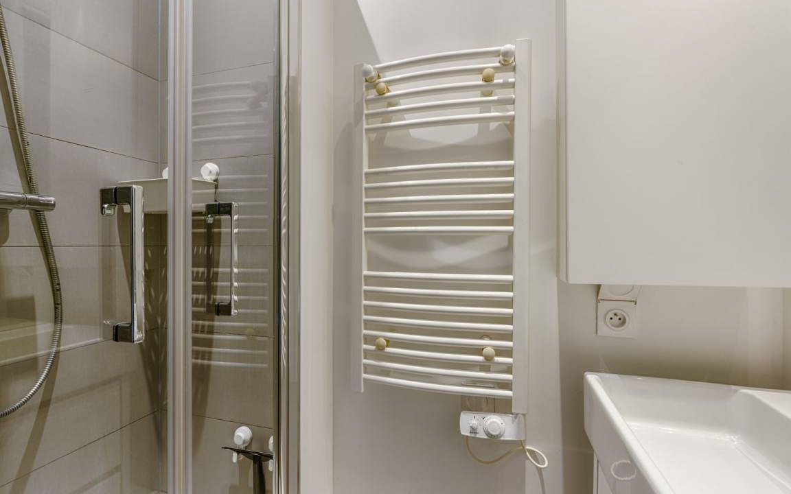 Photo of Bathroom in Quartier du Faubourg-Montmartre