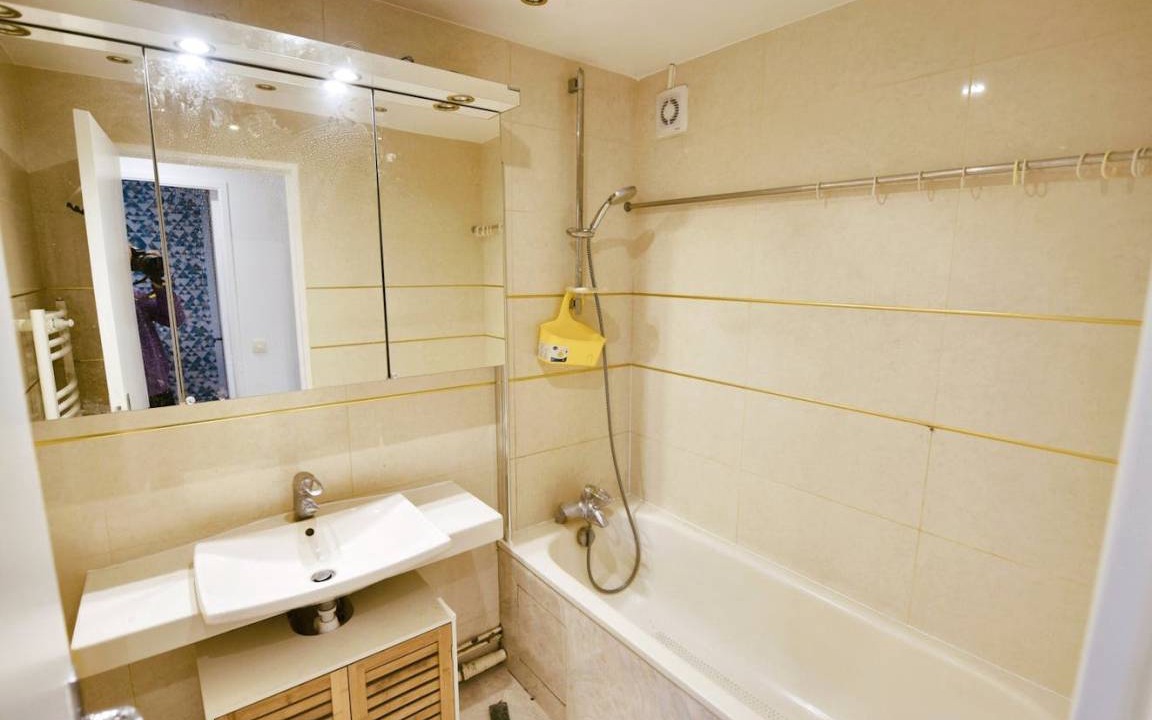 Photo of Bathroom in L'Echat