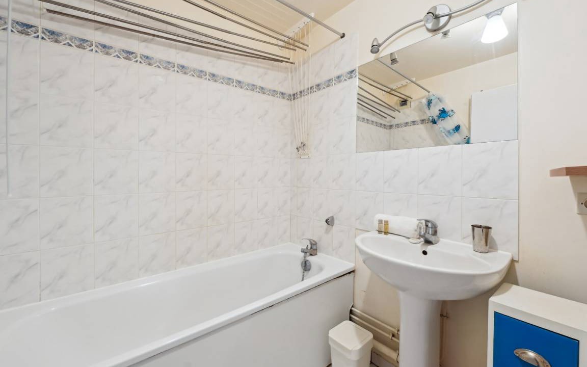 Photo of Bathroom in Chatillon