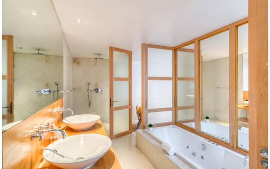 Photo of Bathroom in Champs-Elysees
