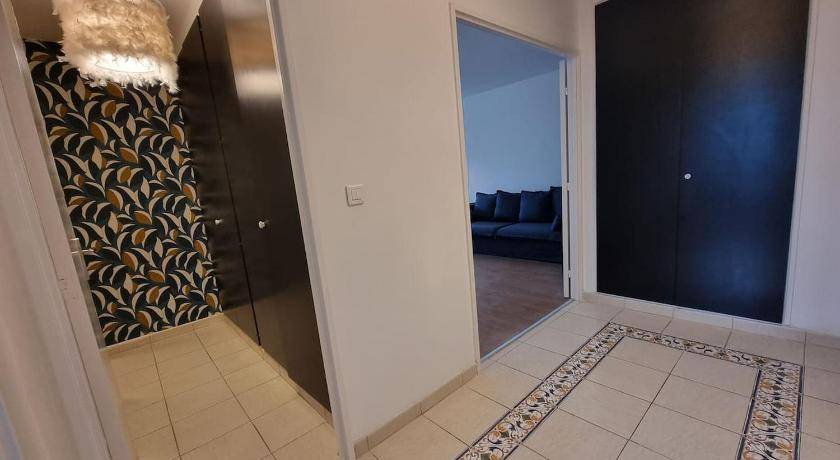 Photo of Others in Neuilly-sur-Marne