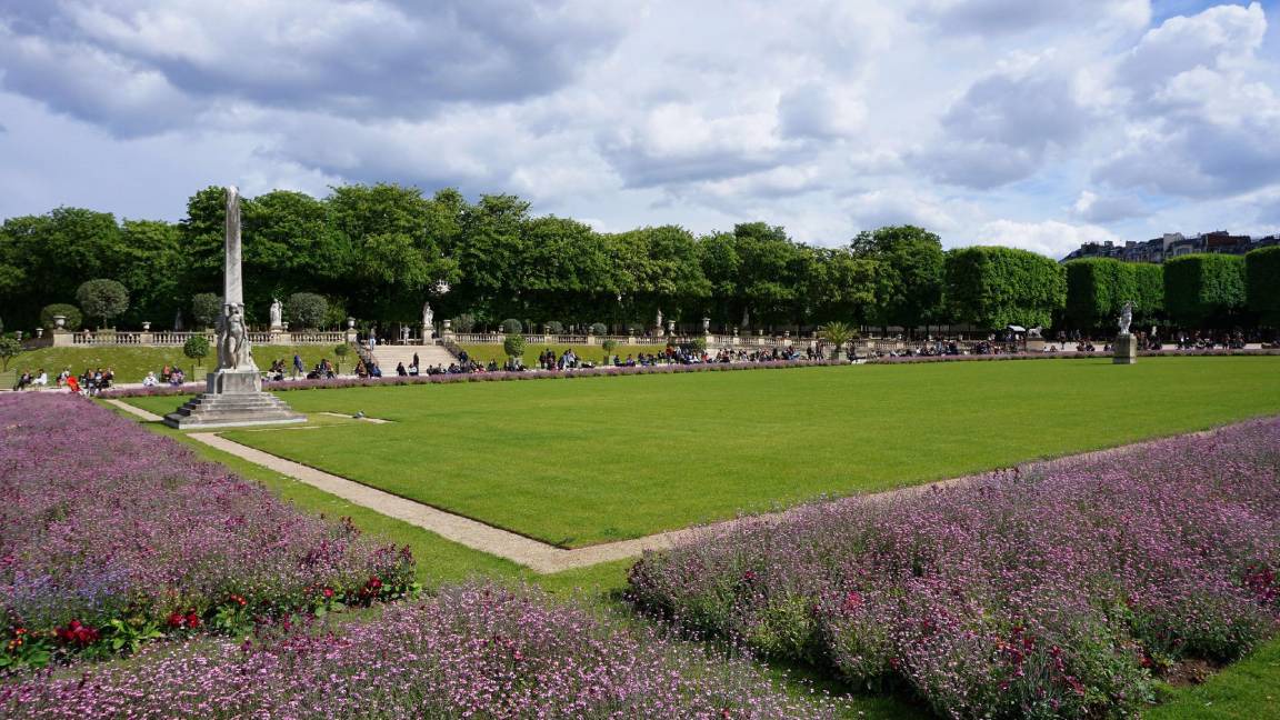 Photo of Others in Quartier de l'Ecole-Militaire