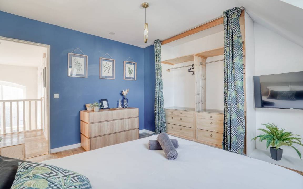 Photo of Bedroom in Clichy