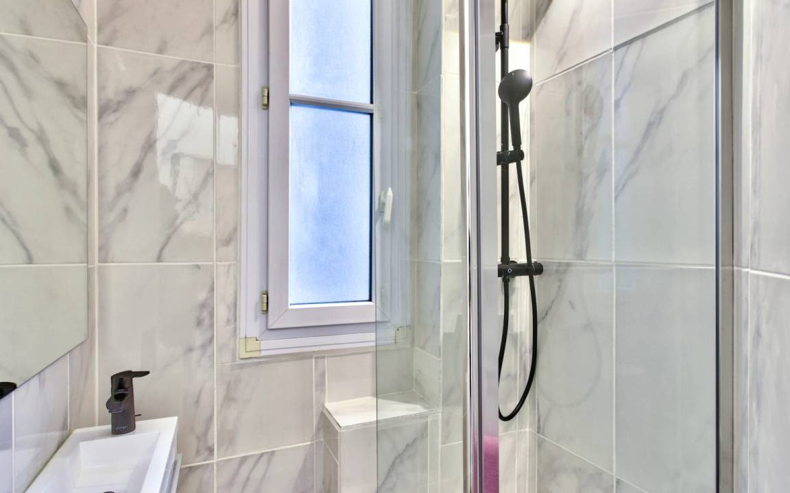 Photo of Bathroom in 15th Arrondissement