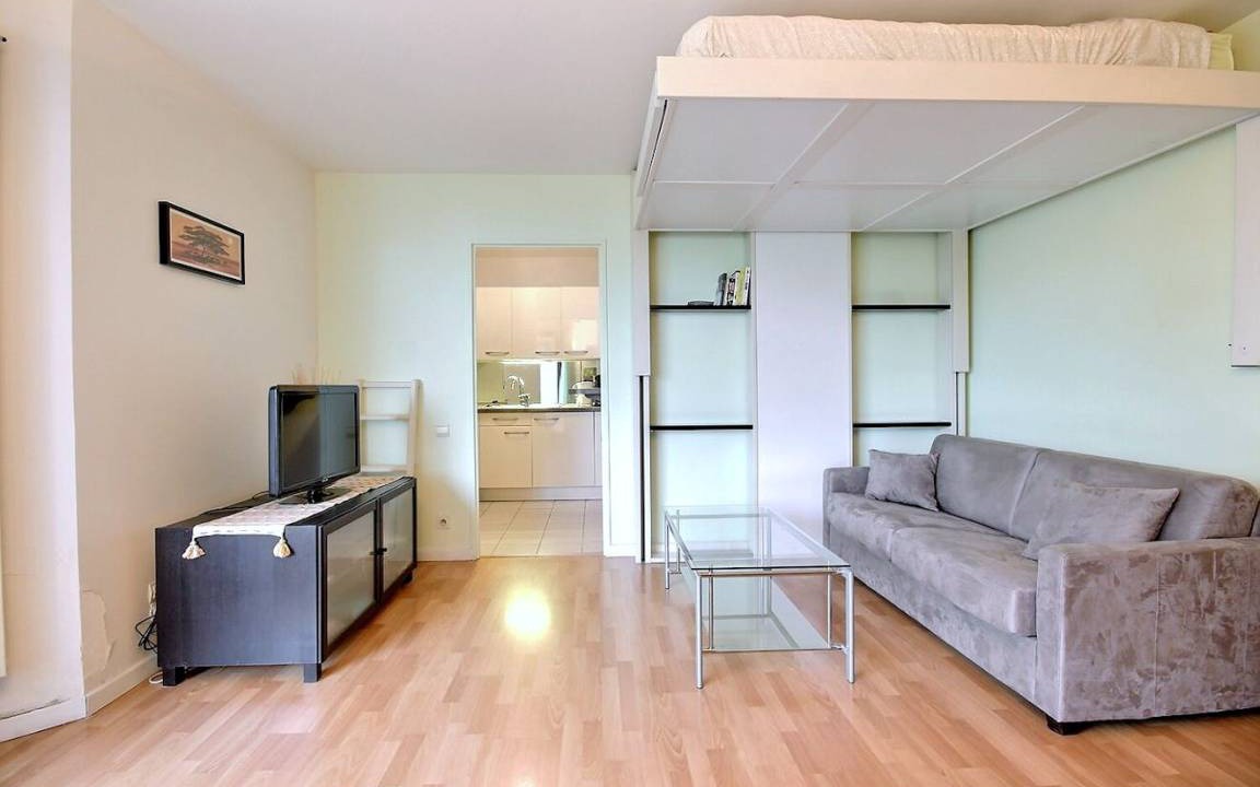 Photo of Others in Suresnes