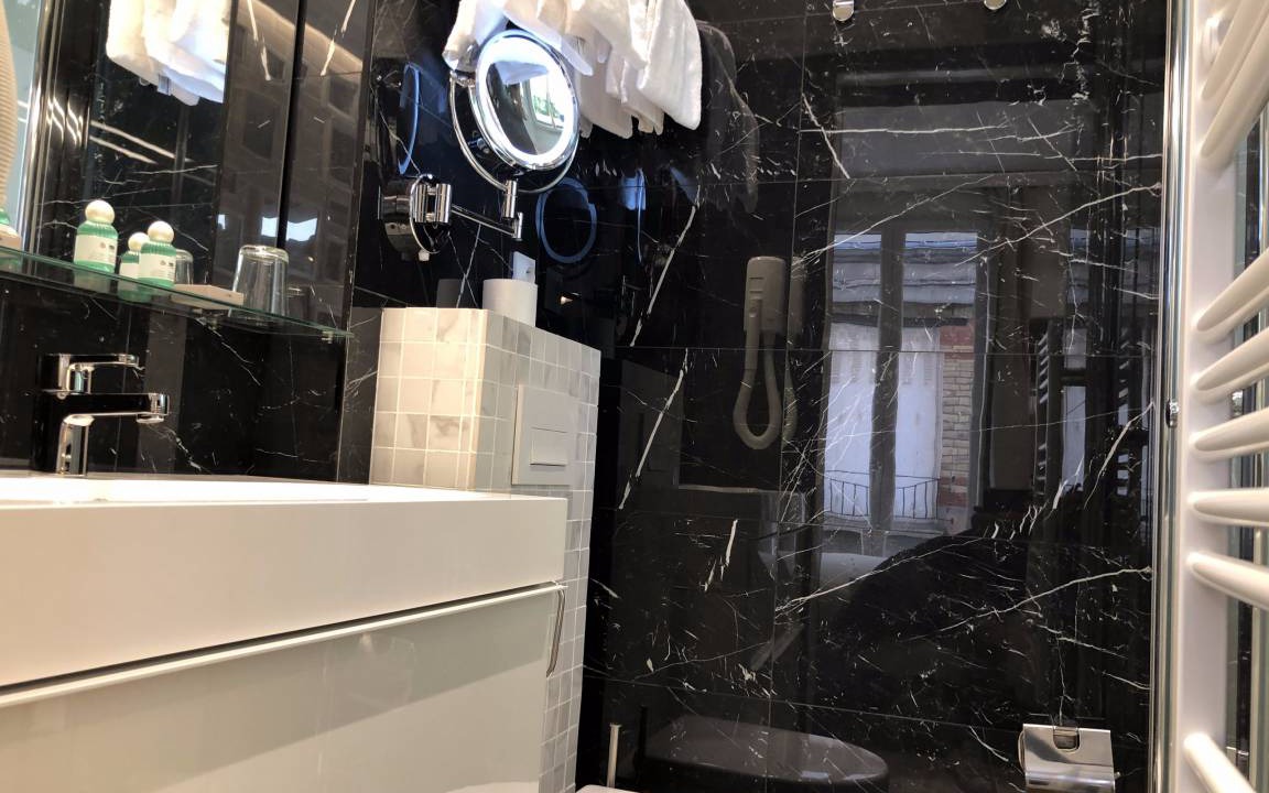 Photo of Bathroom in Bel-Air Nord