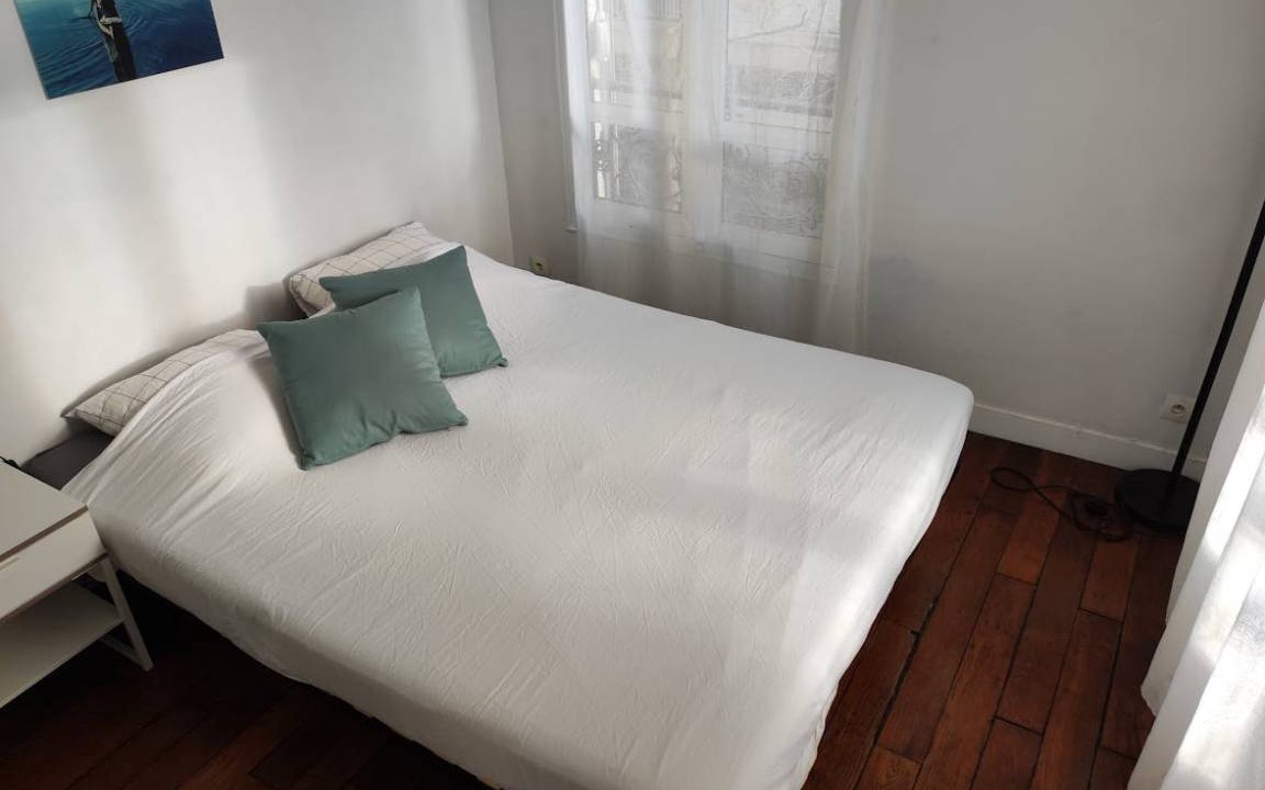 Photo of Bedroom in Grenelle