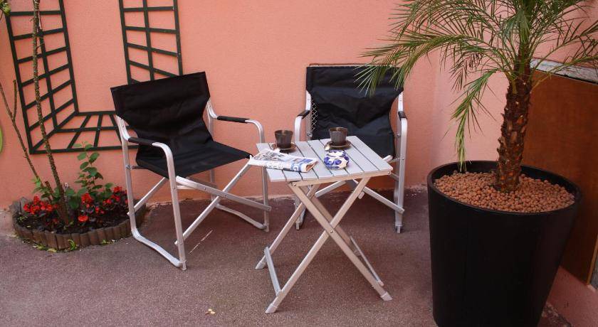 Photo of Others in Villejuif