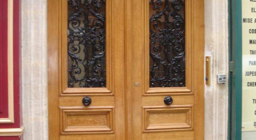 Photo of Others in 8th Arrondissement