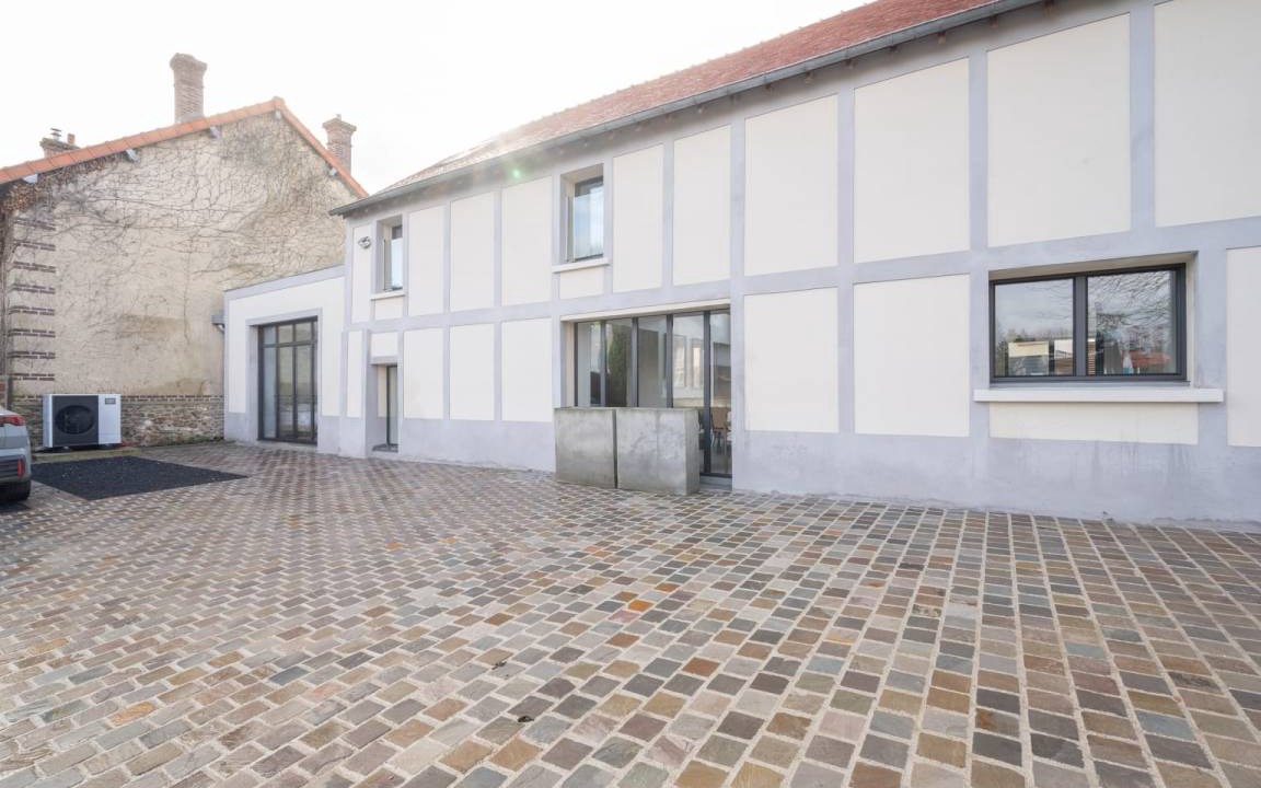 Photo of Others in Magny-le-Hongre