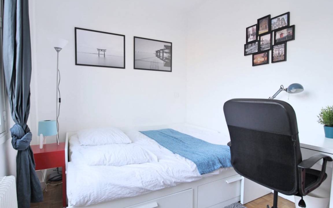 Photo of Bedroom in Chaillot
