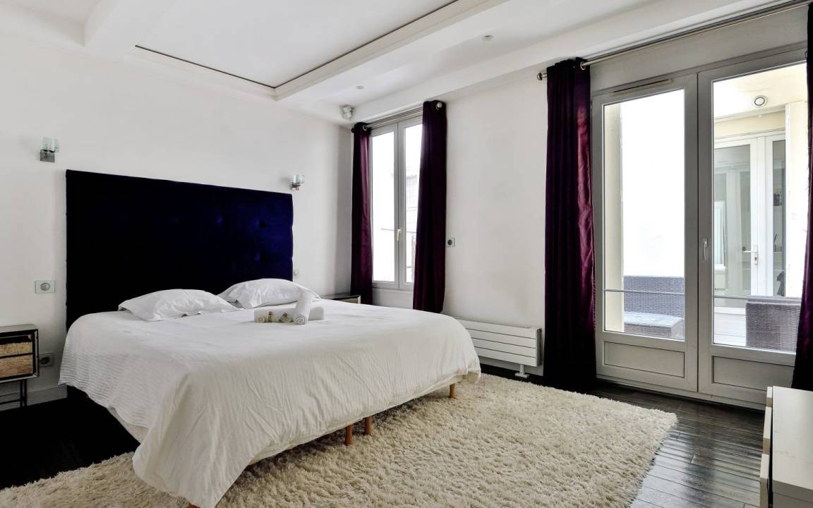 Photo of Bedroom in Chaillot