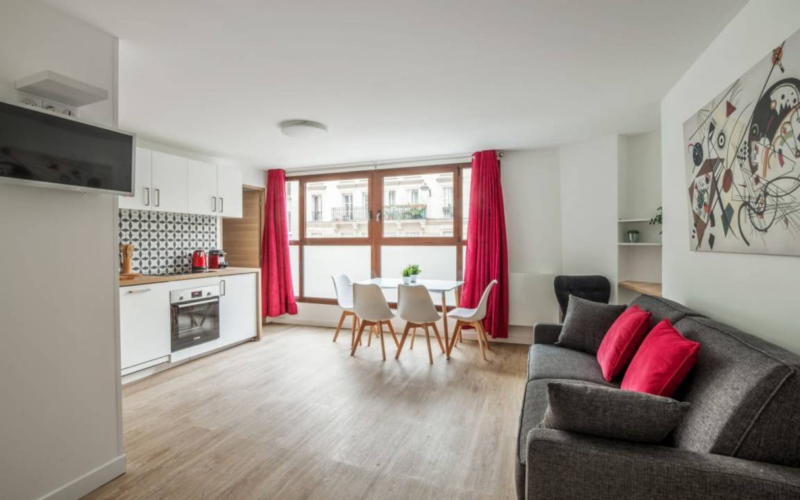 Photo of Livingroom in Quartier de la Folie-Mericourt