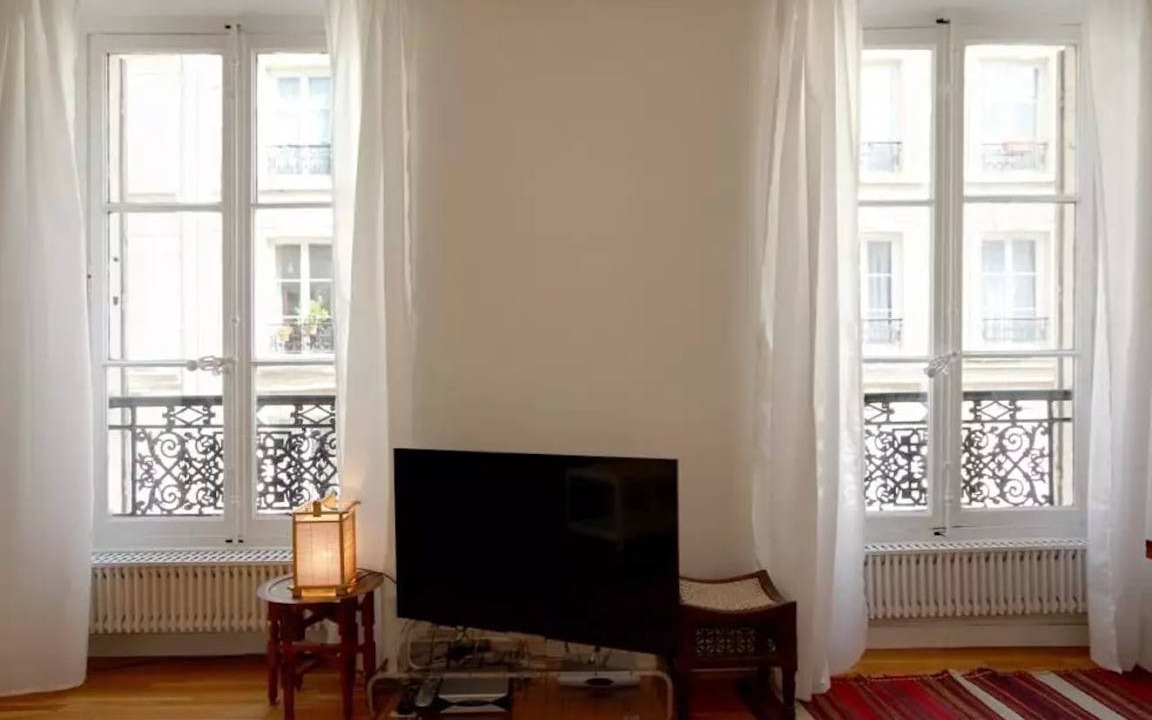 Photo of Livingroom in Quartier de la Folie-Mericourt