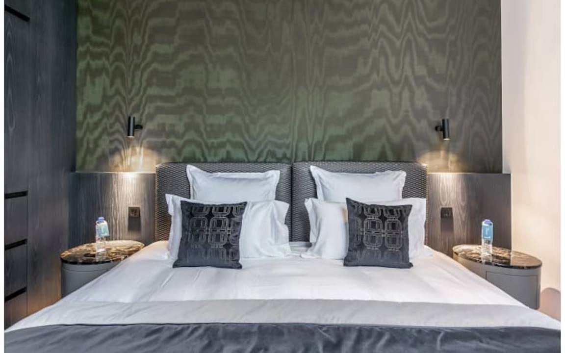 Photo of Bedroom in Chaillot