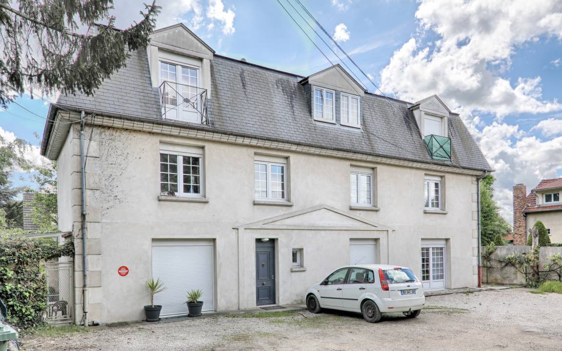 Photo of Others in L'Hay-les-Roses