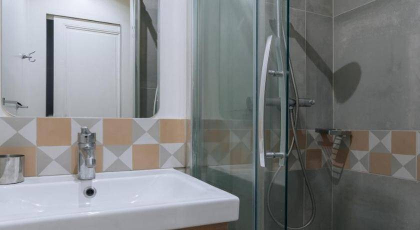 Photo of Bathroom in Belleville