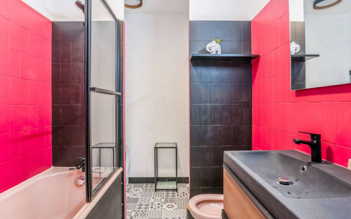 Photo of Bathroom in Clichy