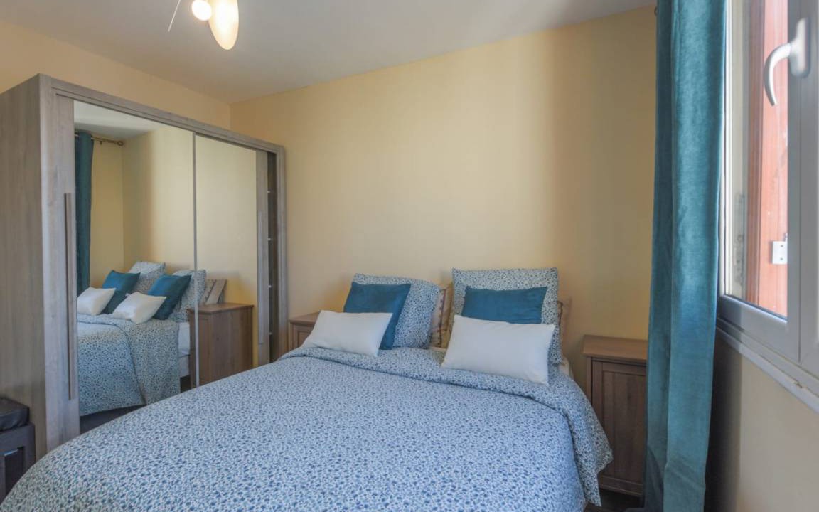 Photo of Bedroom in Clichy