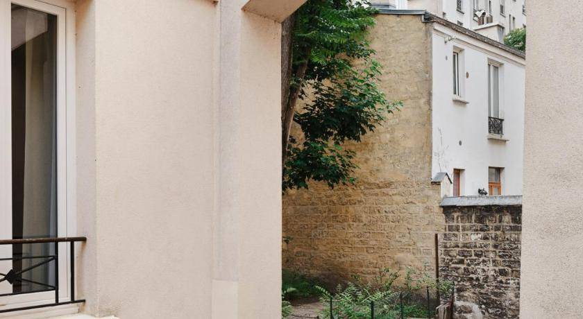 Photo of Others in Clignancourt