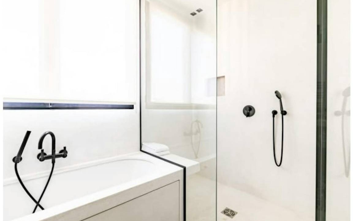 Photo of Bathroom in Chaillot