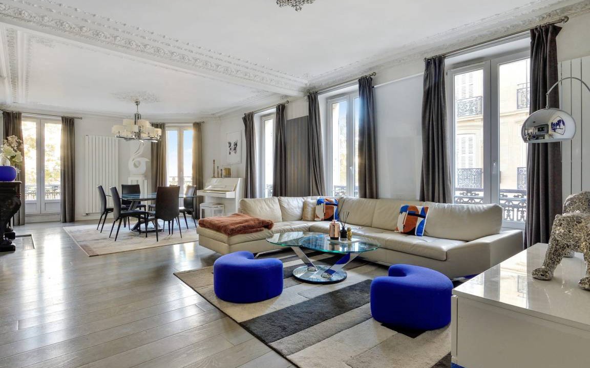 Photo of Livingroom in Chaillot