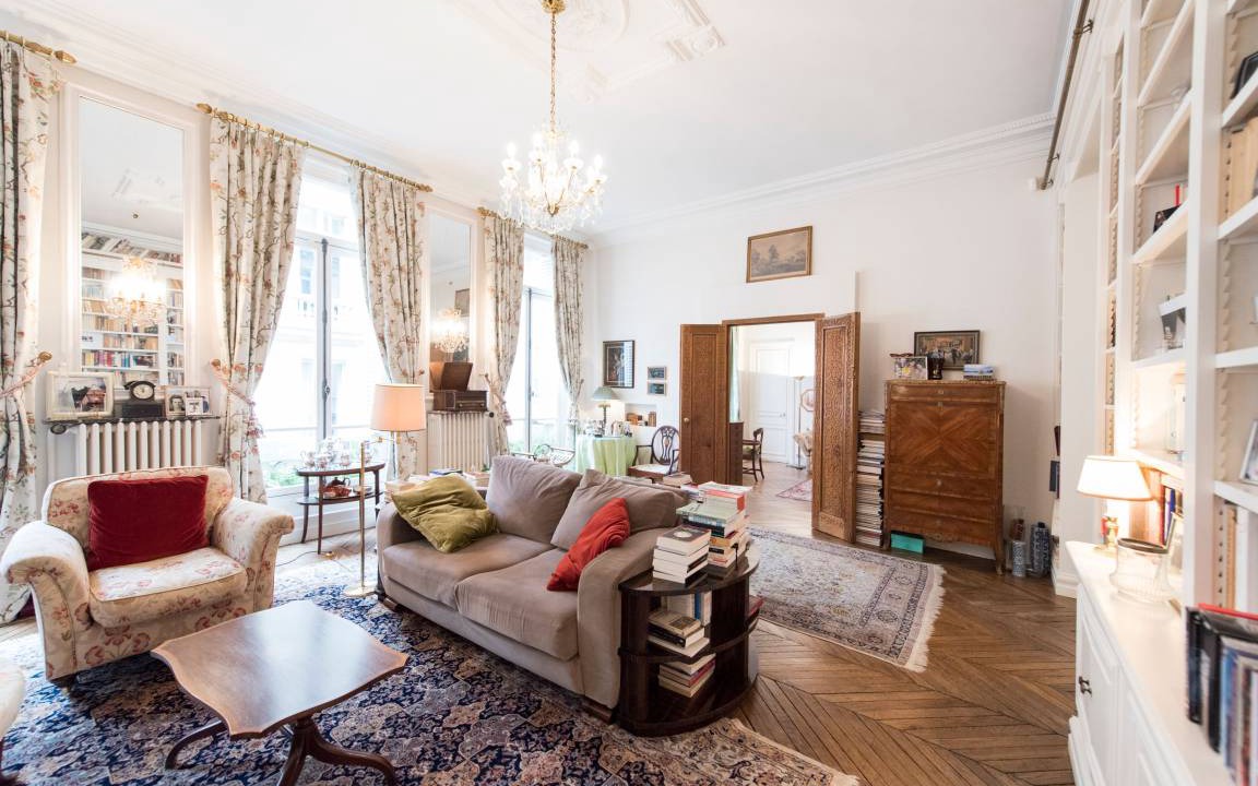 Photo of Livingroom in Chaillot
