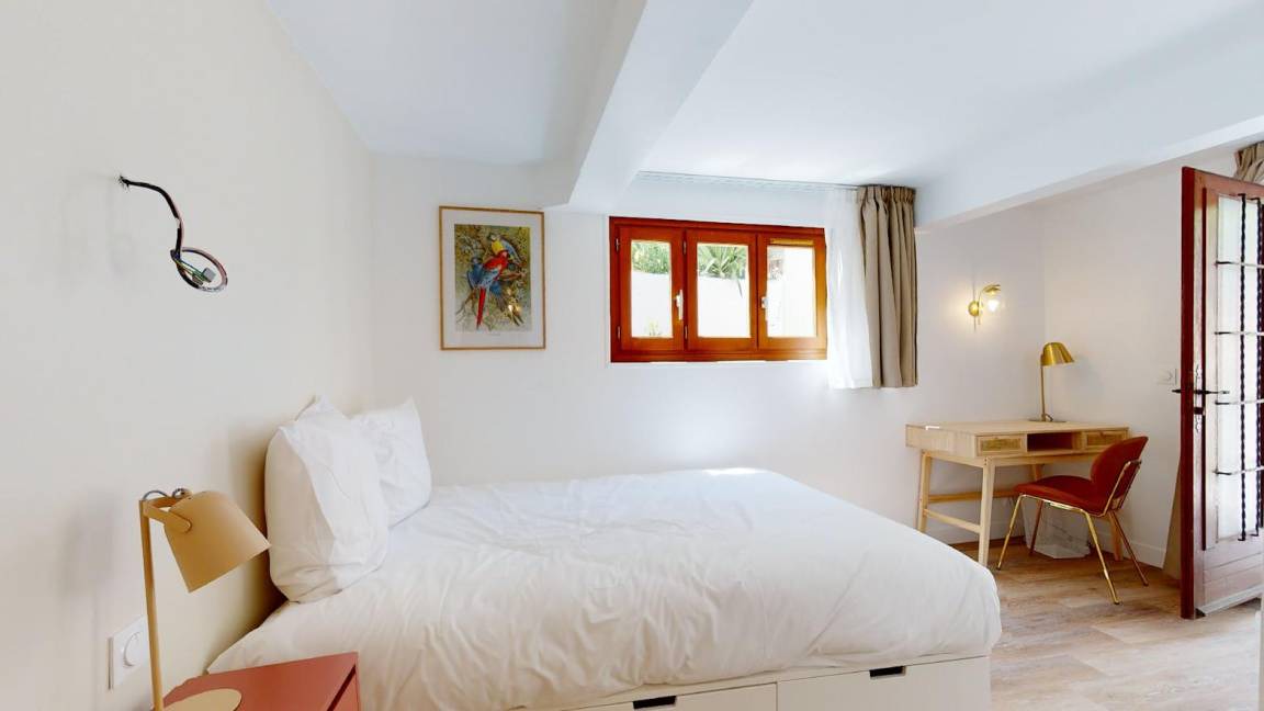 Photo of Bedroom in Villejuif