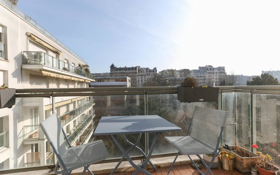 Photo of Patio Balcony in Combat