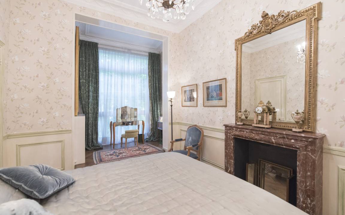 Photo of Bedroom in Chaillot