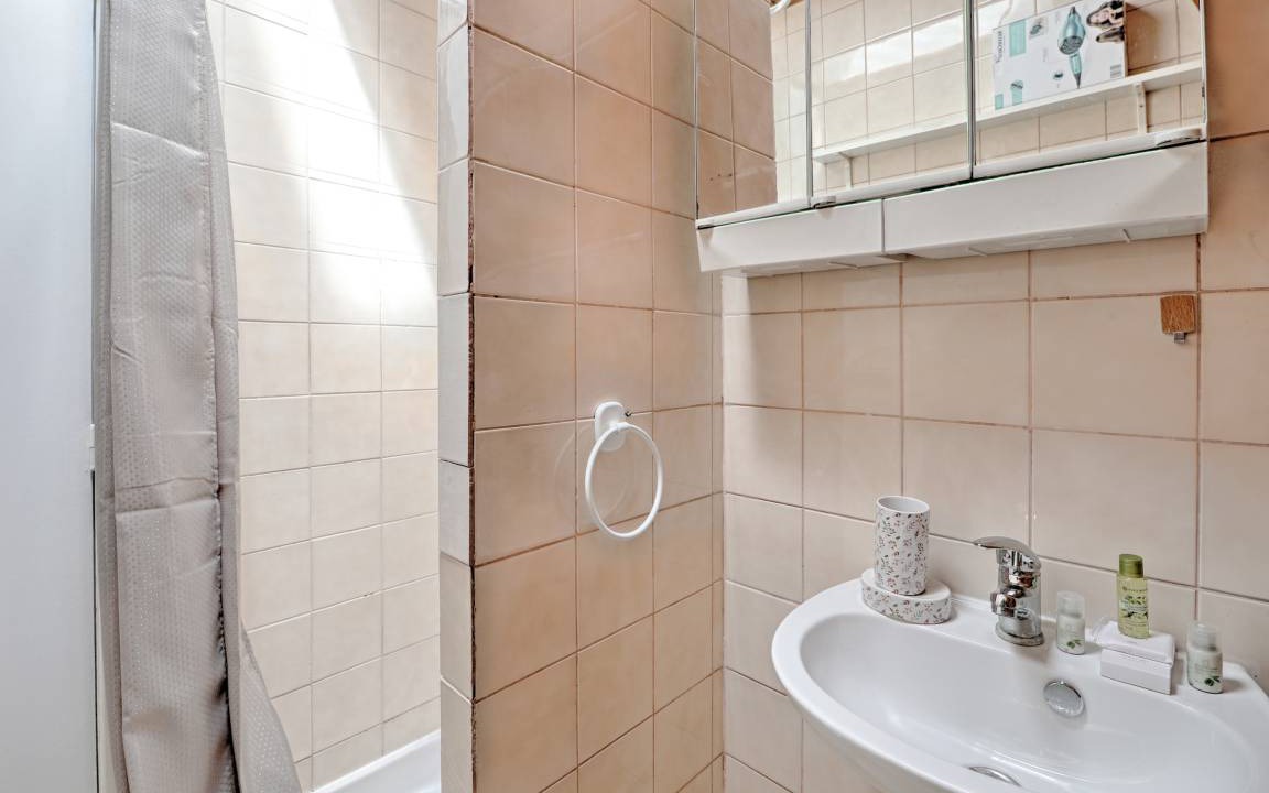 Photo of Bathroom in L'Hay-les-Roses
