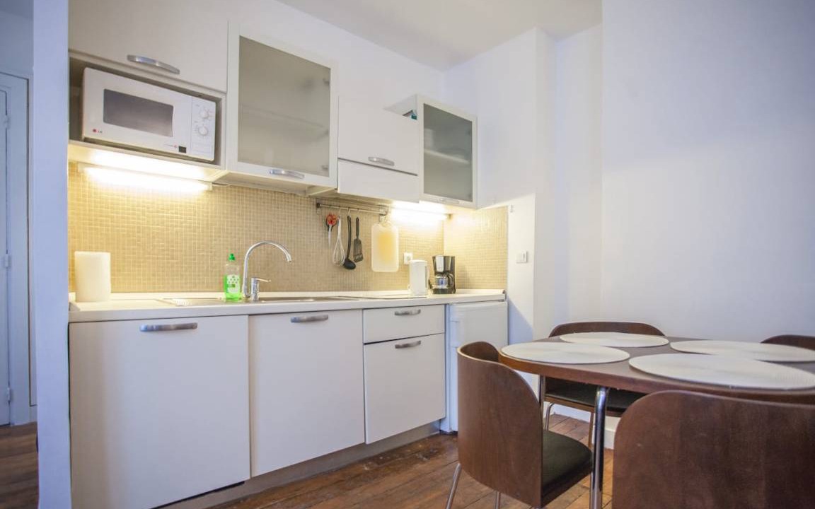Photo of Kitchen in Quartier de la Folie-Mericourt