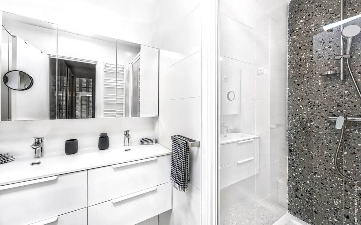 Photo of Bathroom in Porte-Dauphine