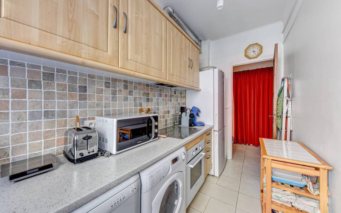 Photo of Kitchen in 15th Arrondissement