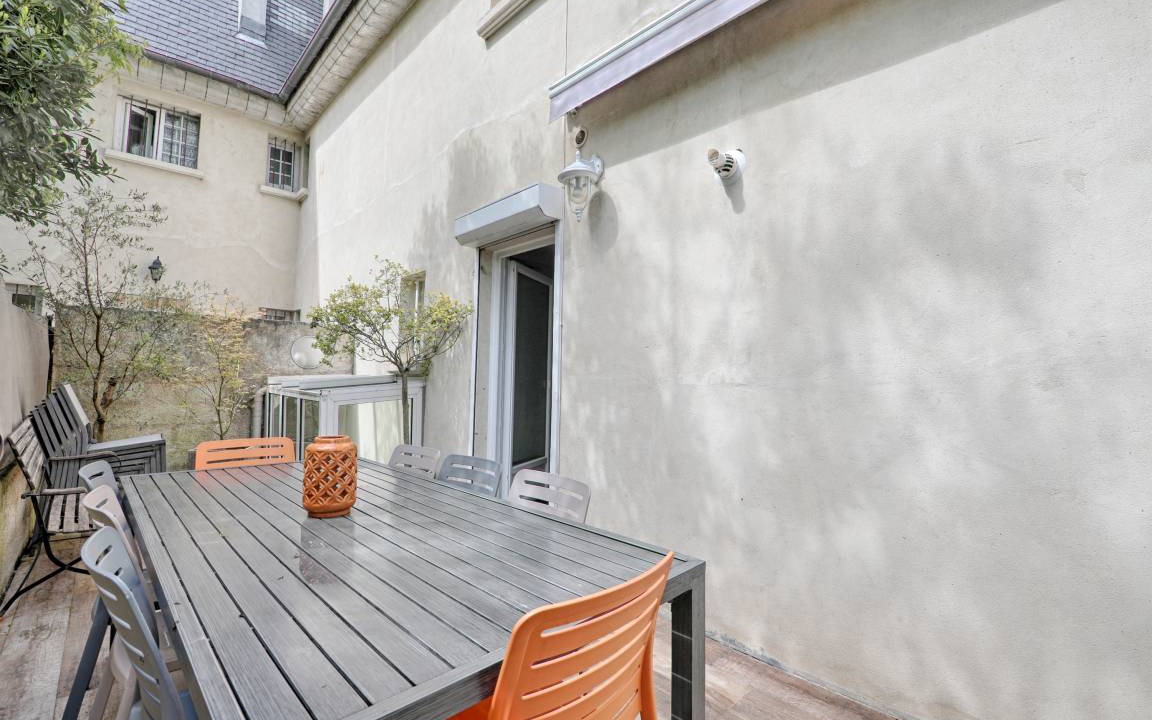 Photo of Patio Balcony in L'Hay-les-Roses