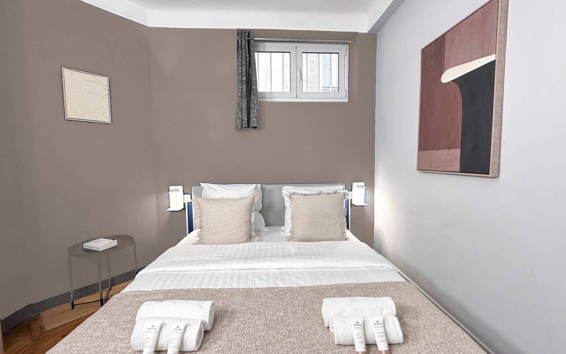 Photo of Bedroom in Saint-Lambert