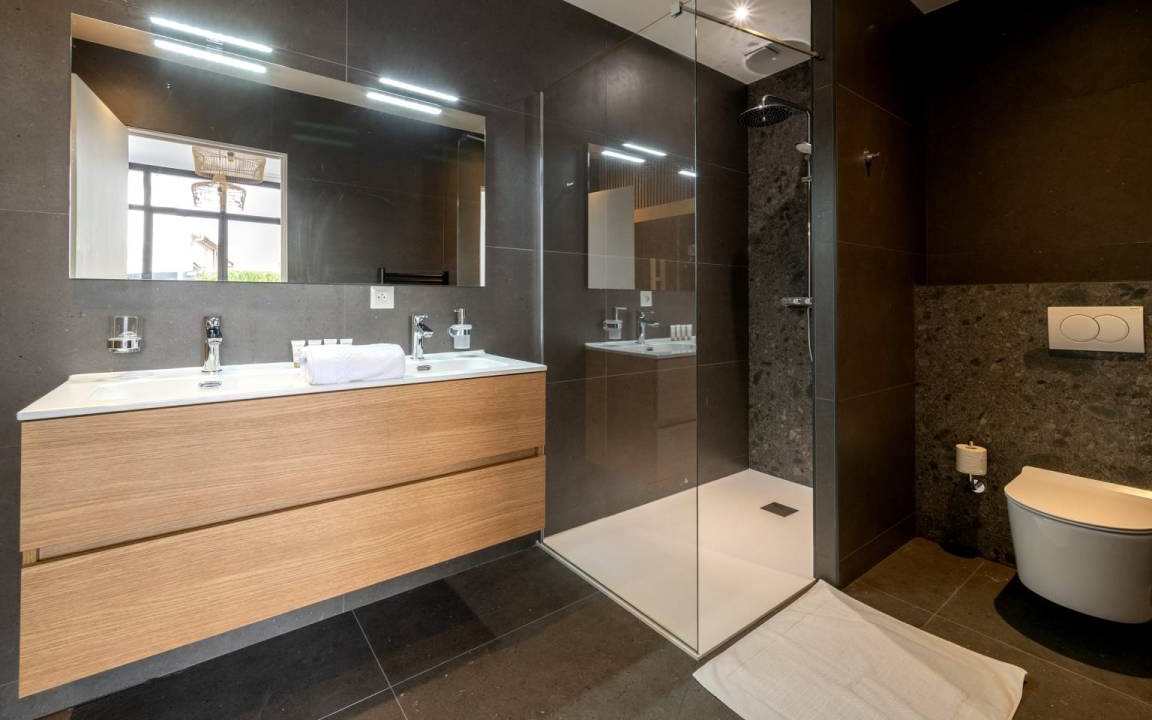 Photo of Bathroom in Magny-le-Hongre