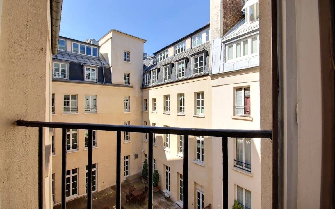 Photo of Patio Balcony in Quartier de la Place-Vendome
