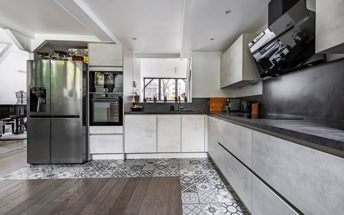 Photo of Kitchen in Saint-Fargeau