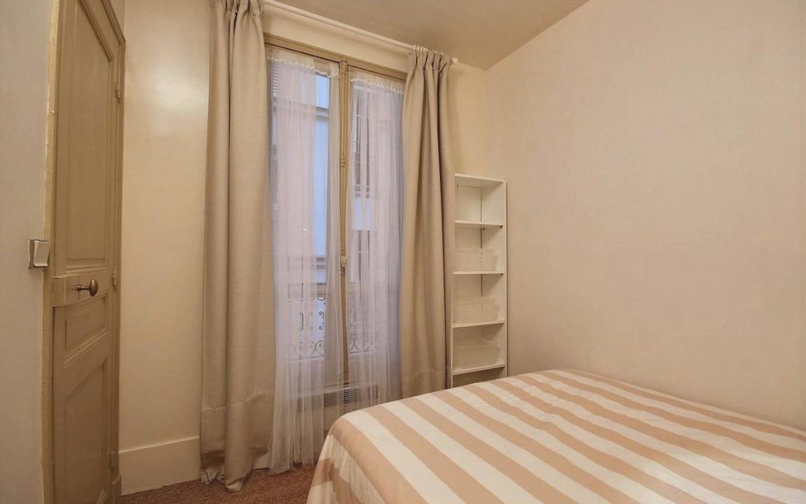 Photo of Bedroom in Grenelle