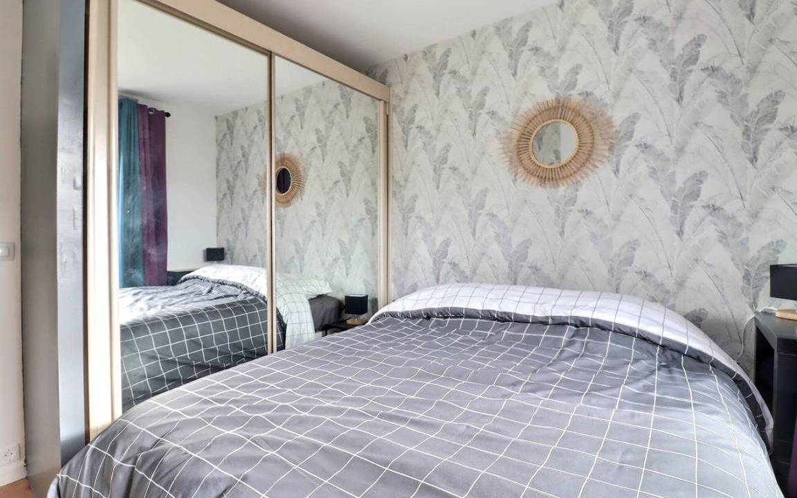 Photo of Bedroom in 12th Arrondissement
